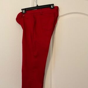 Westport 1962 red crop capri pants